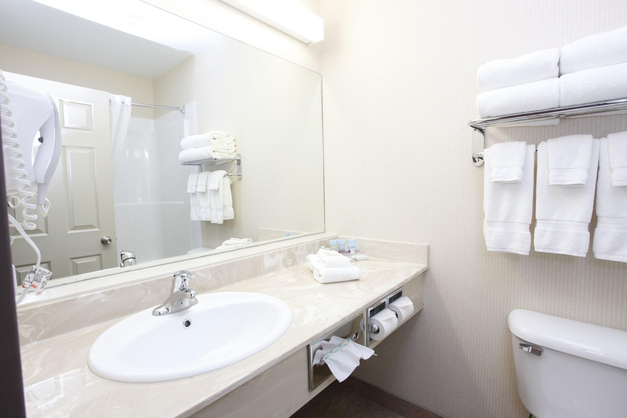 Stonebridge Hotel Dawson Creek Buitenkant foto