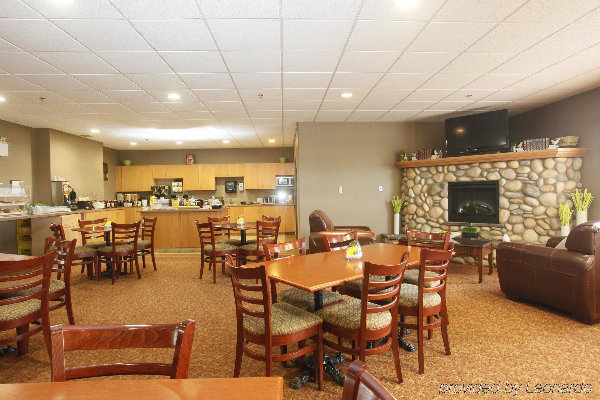 Stonebridge Hotel Dawson Creek Buitenkant foto