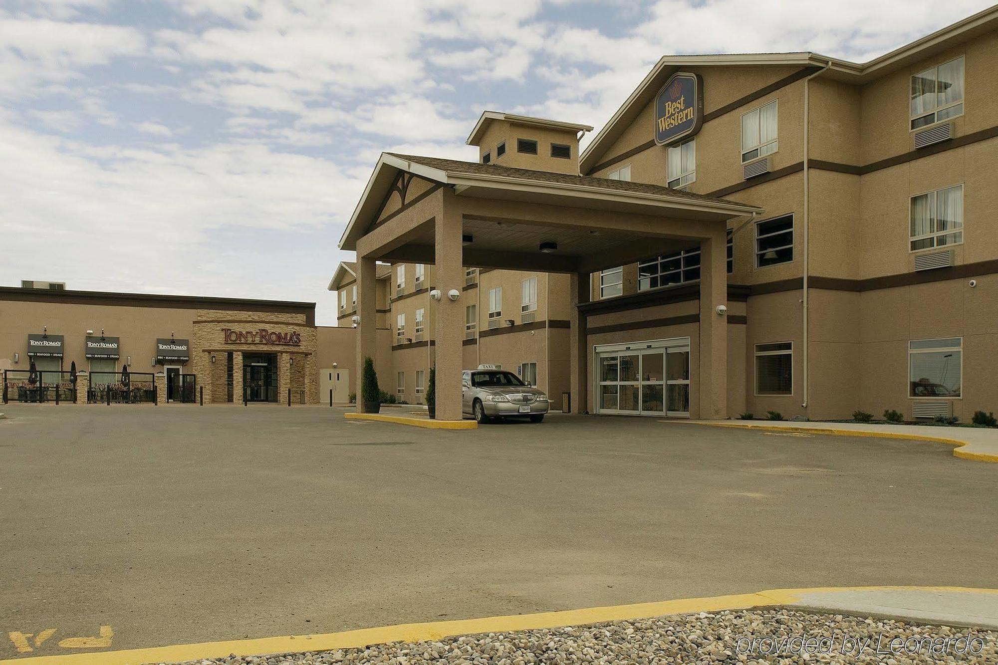 Stonebridge Hotel Dawson Creek Buitenkant foto