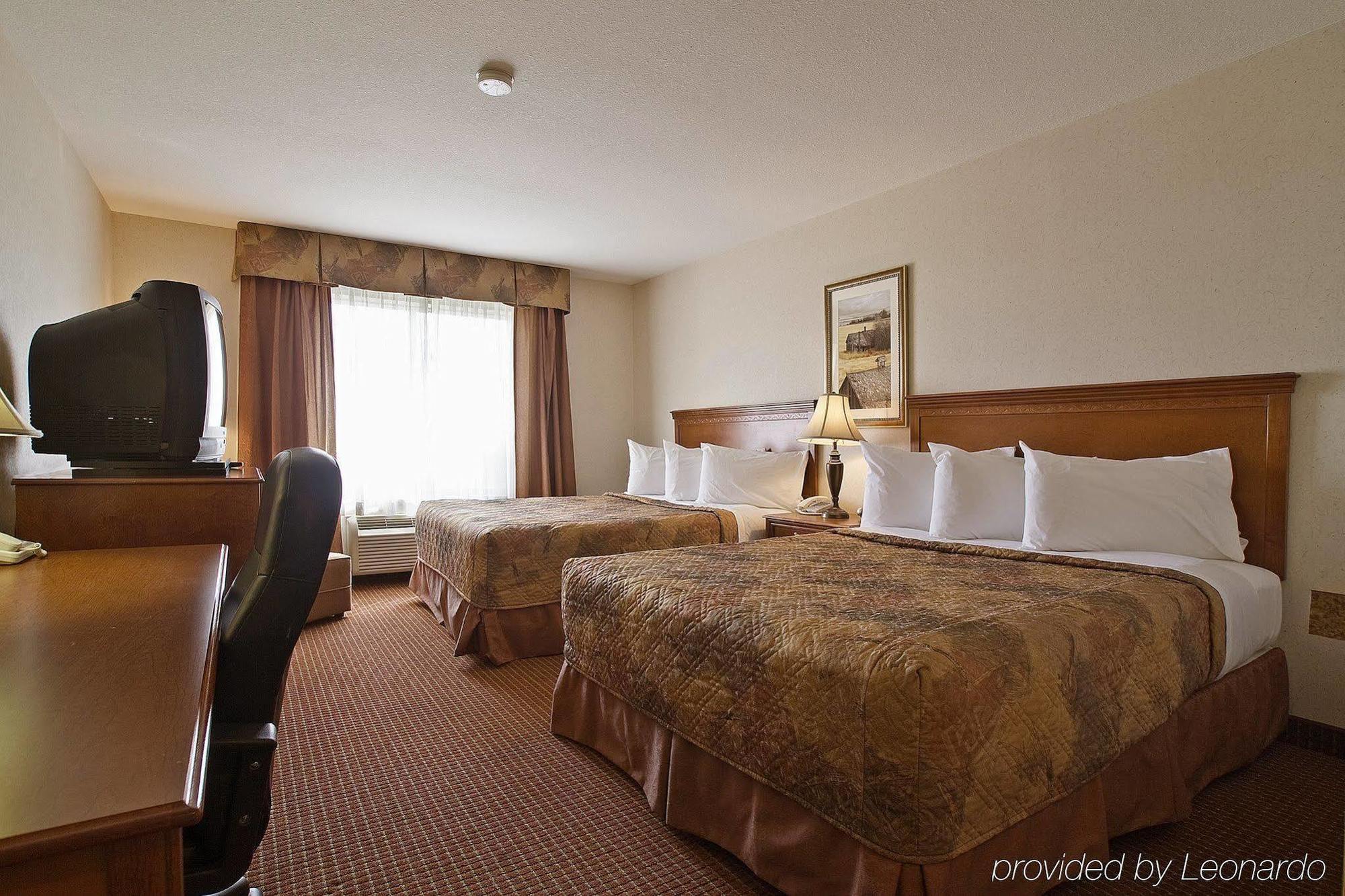 Stonebridge Hotel Dawson Creek Kamer foto